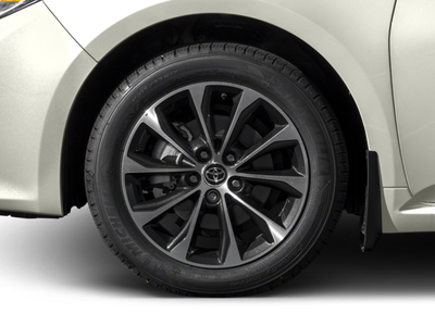 2018 Toyota Avalon Hybrid XLE Plus