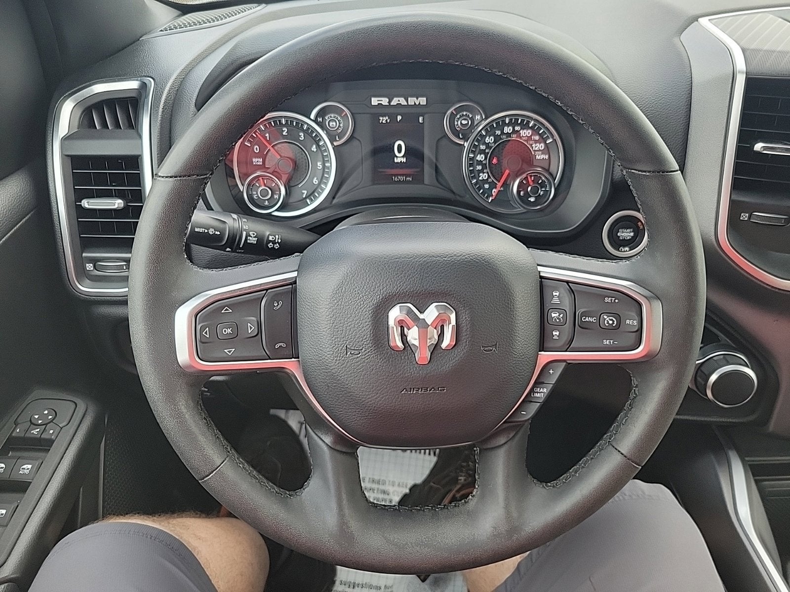 2025 RAM 1500 Big Horn/Lone Star