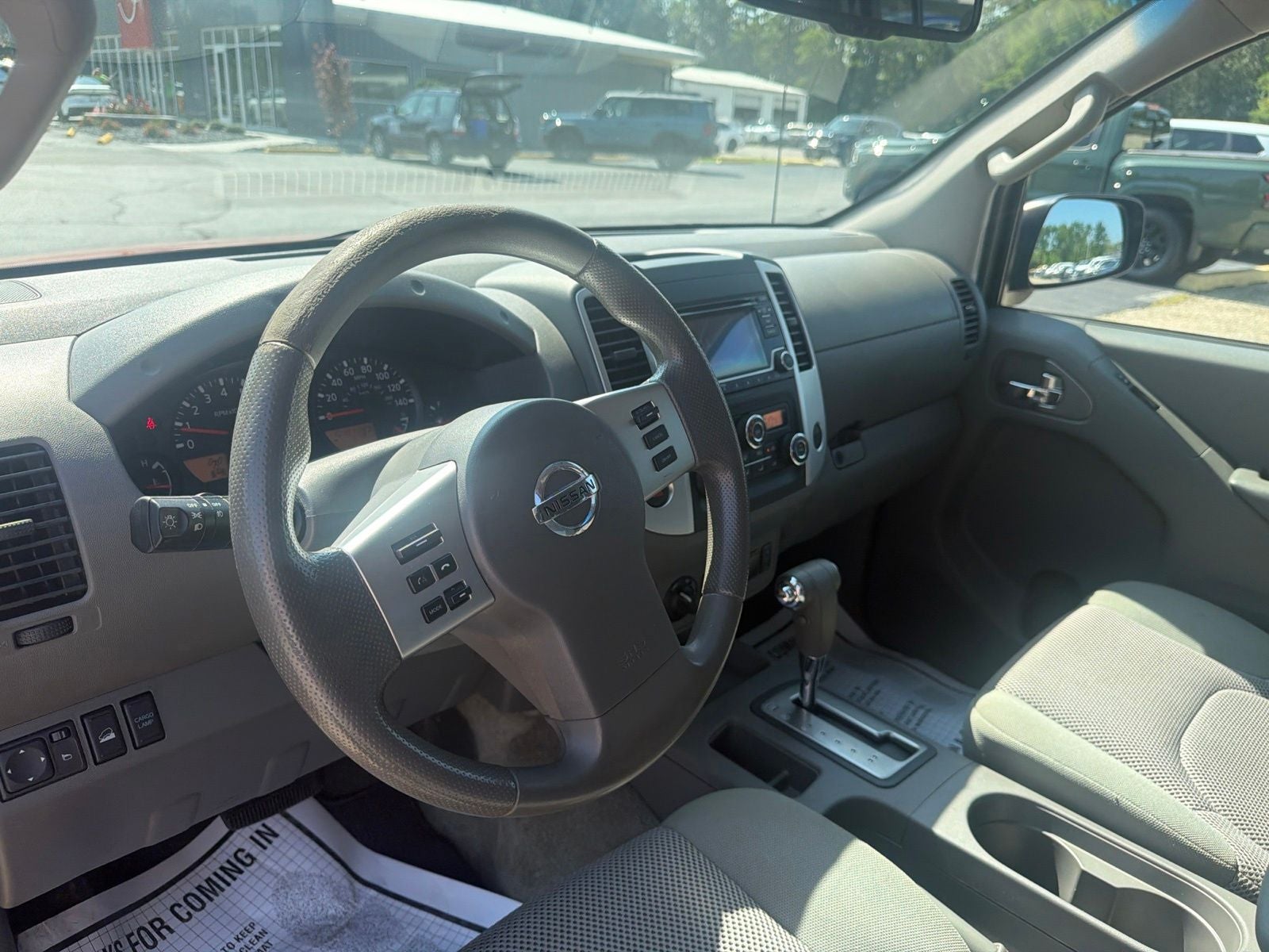 2015 Nissan Frontier SV
