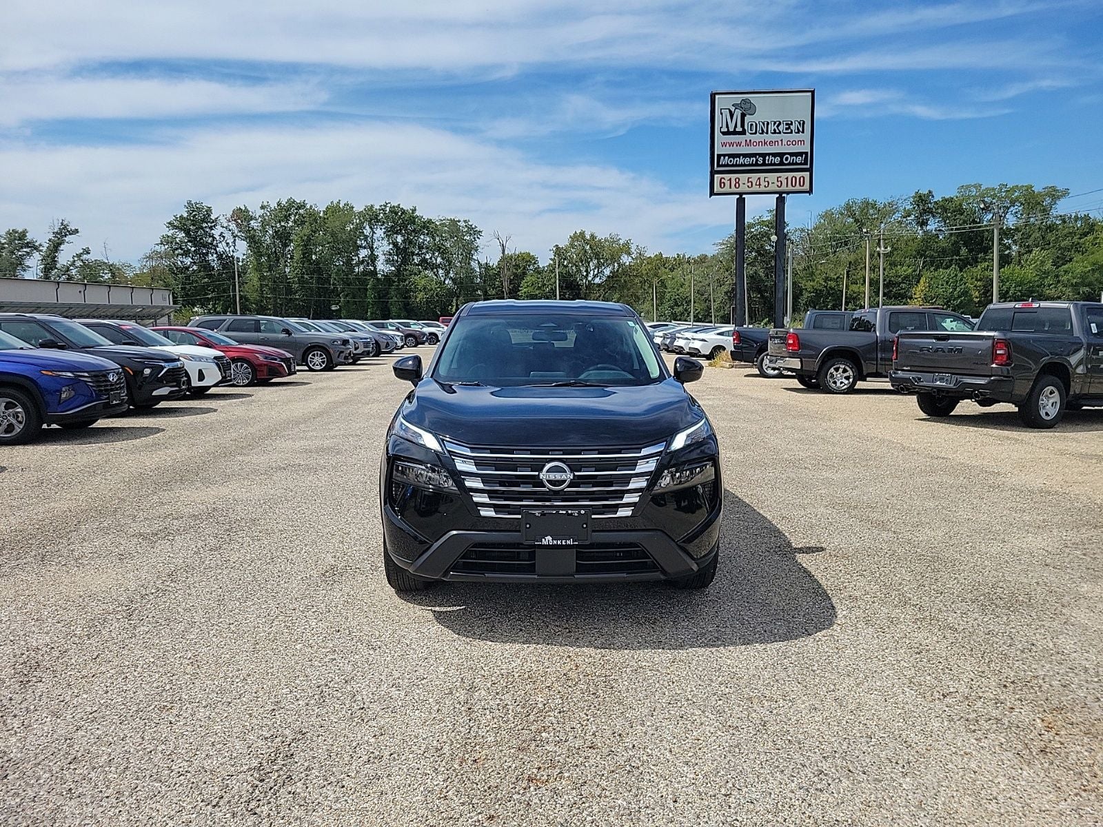 2026 Nissan Rogue SV