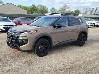 2025 Nissan Rogue Rock Creek