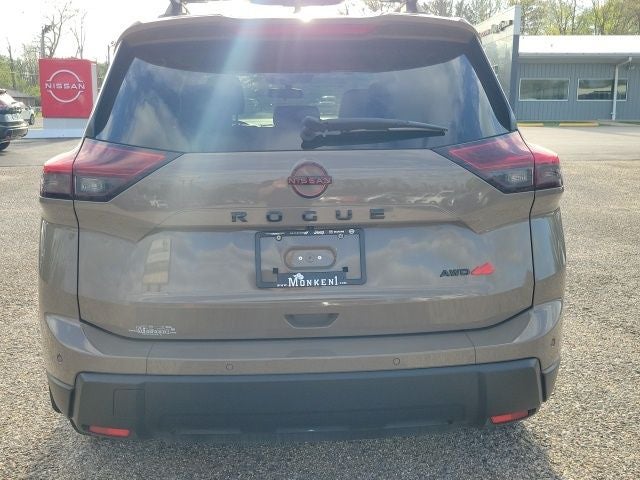 2025 Nissan Rogue Rock Creek