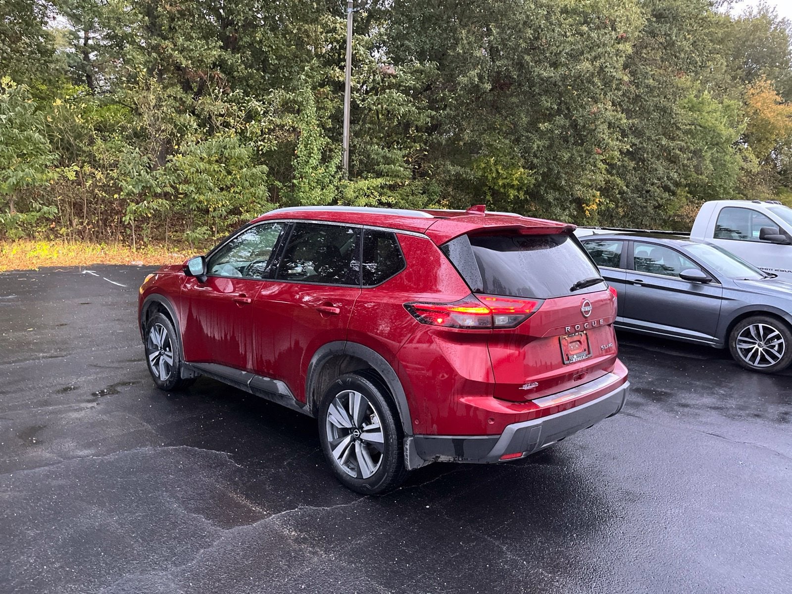 2024 Nissan Rogue SL