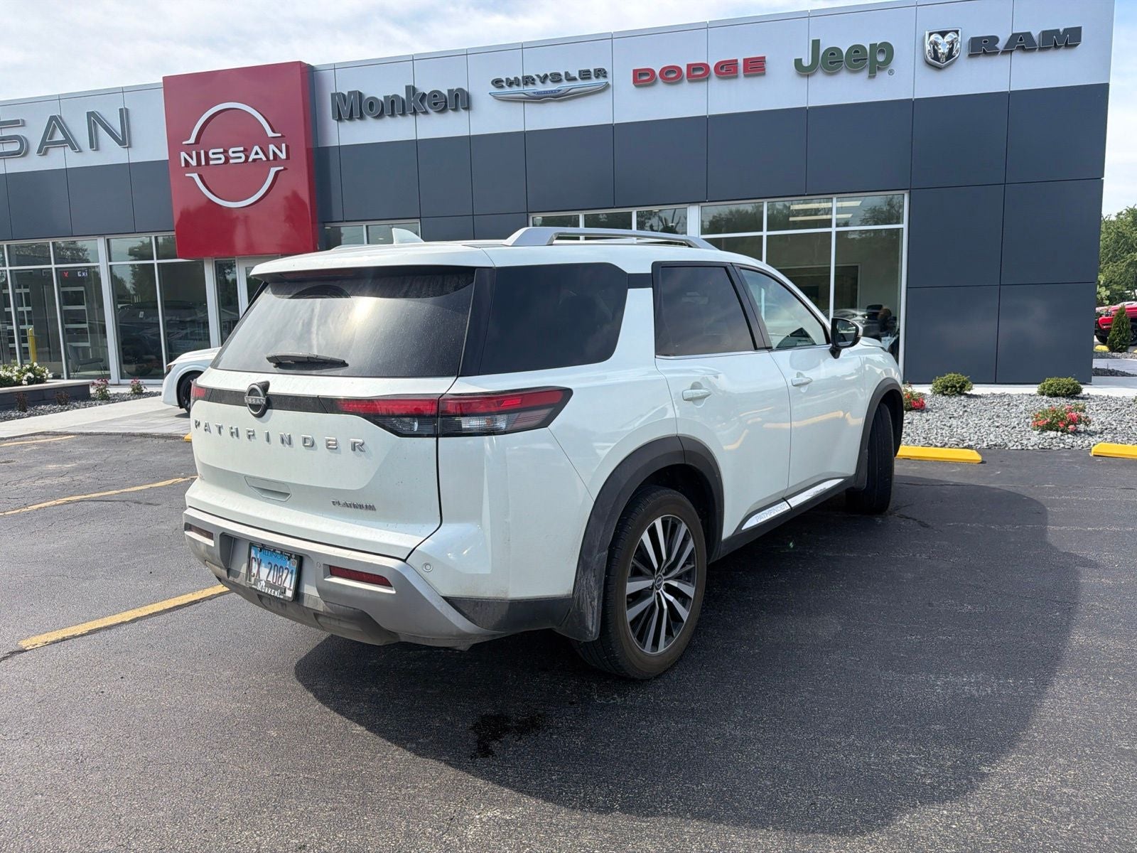 2024 Nissan Pathfinder Platinum