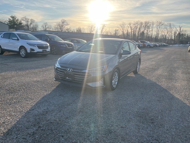 2019 Hyundai Elantra SE