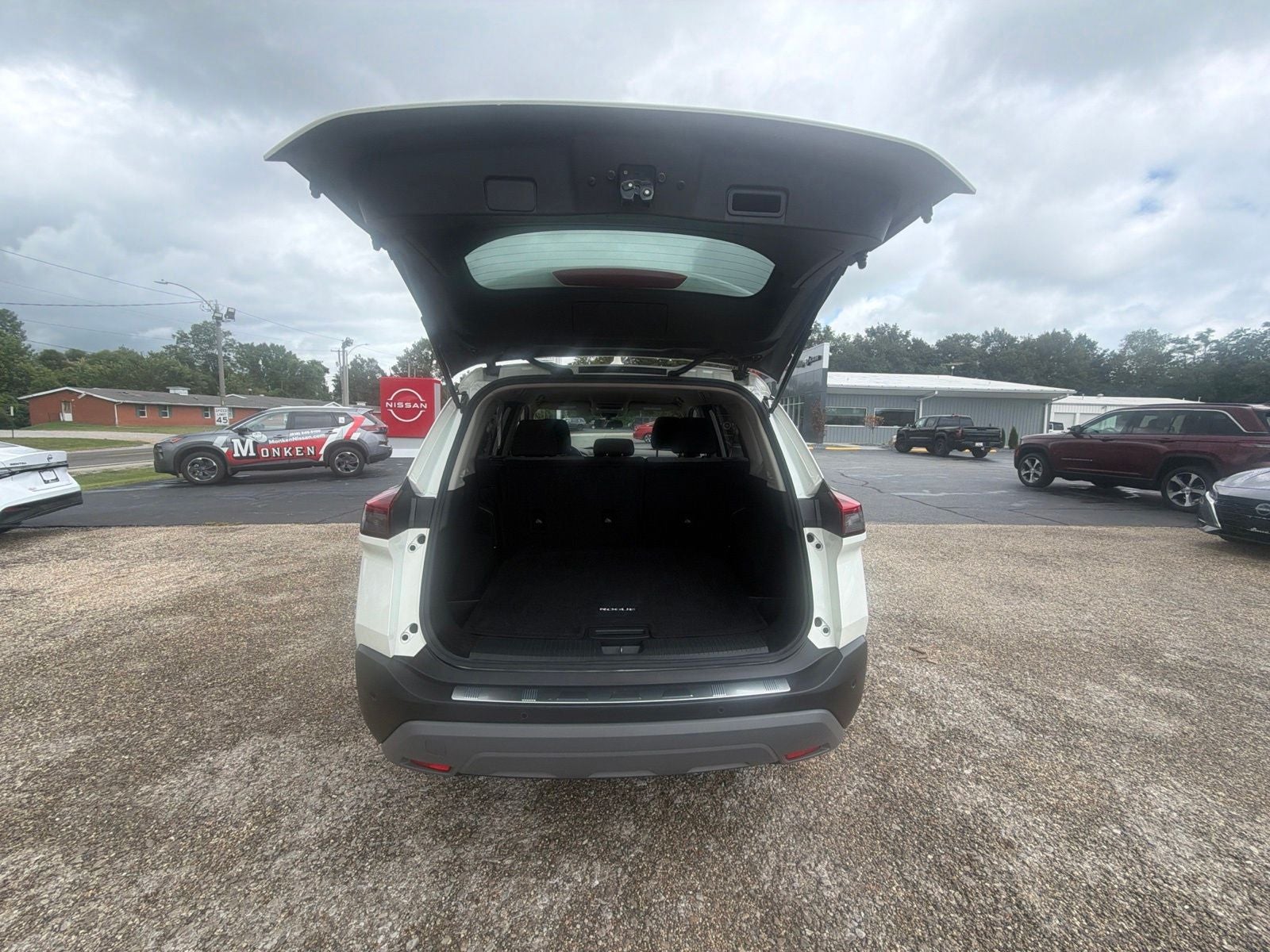 2022 Nissan Rogue SV