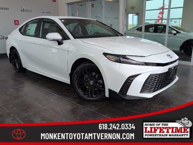 2026 Toyota Camry SE AWD