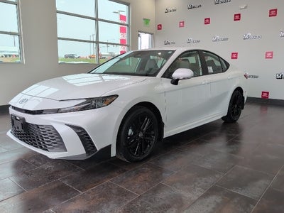 2026 Toyota Camry SE AWD