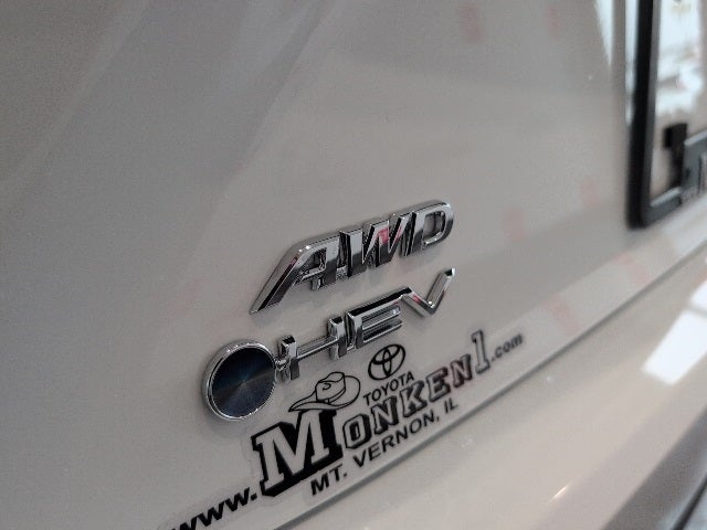 2026 Toyota Camry SE AWD