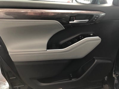 2026 Toyota Highlander Platinum