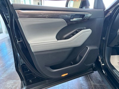 2026 Toyota Highlander Limited