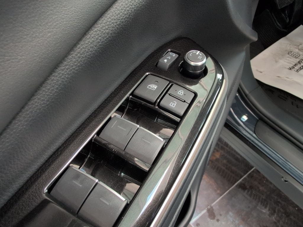 2026 Toyota Toyota Crown Signia Limited