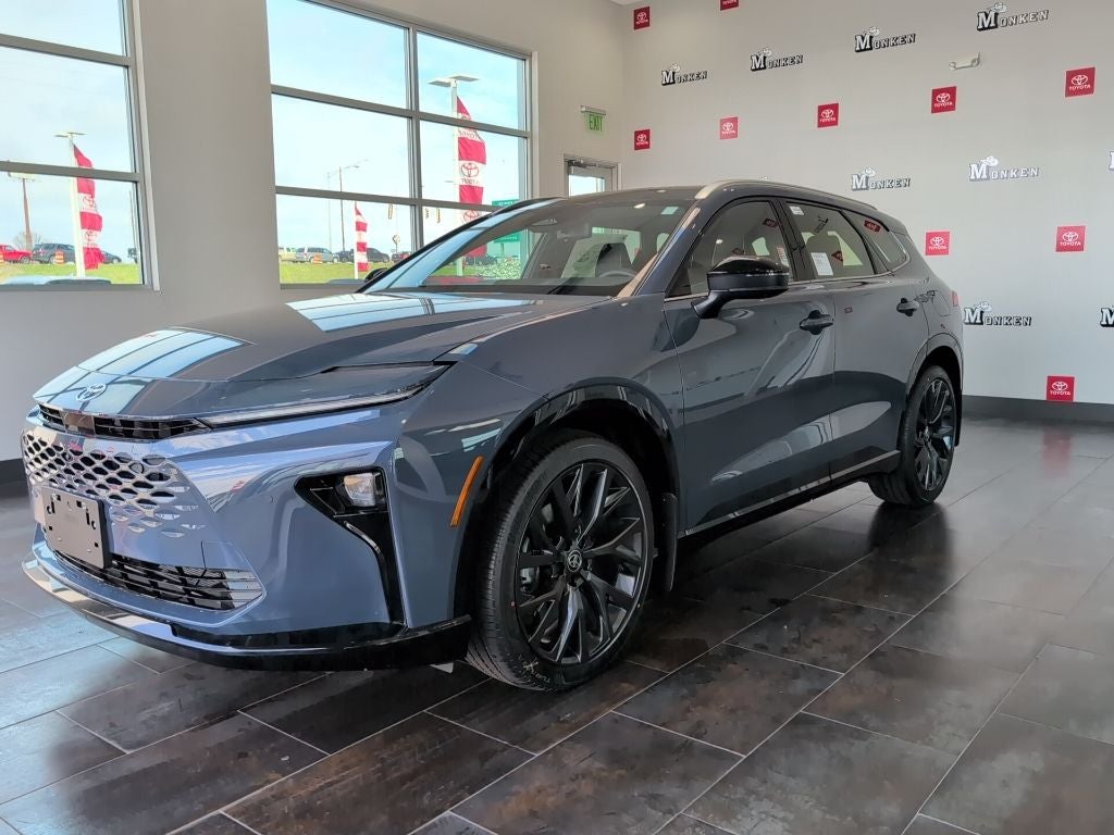 2026 Toyota Toyota Crown Signia Limited