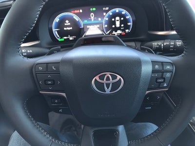 2025 Toyota Toyota Crown Signia Limited