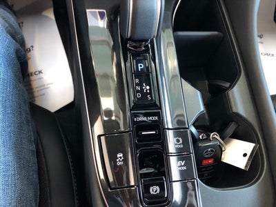 2025 Toyota Toyota Crown Signia Limited