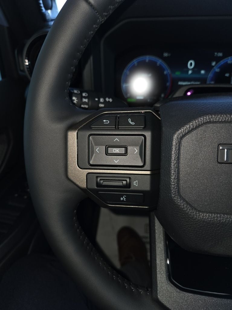 2026 Toyota Land Cruiser 4WD (Natl)