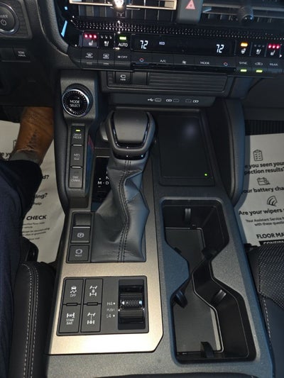 2026 Toyota Land Cruiser 4WD (Natl)