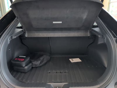 2026 Toyota C-HR XSE