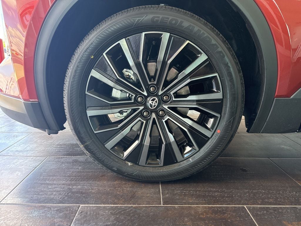 2026 Toyota C-HR XSE