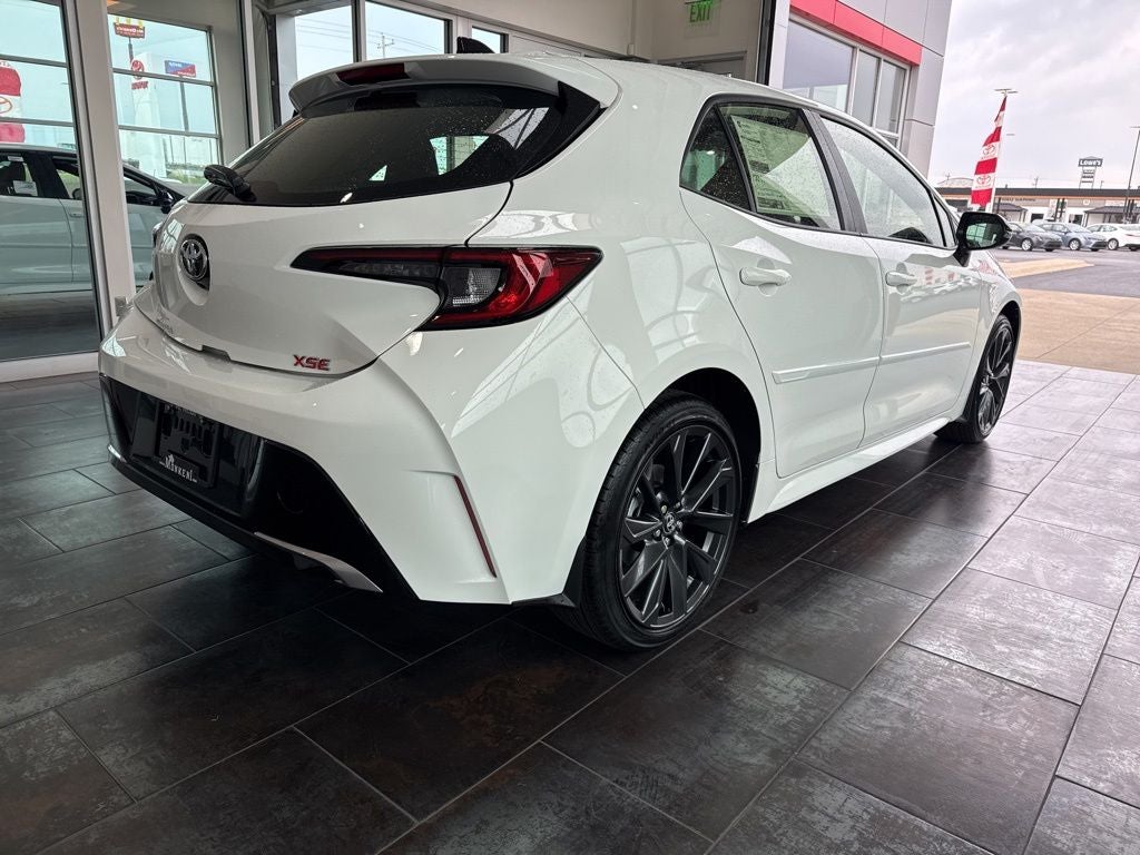 2026 Toyota Corolla Hatchback XSE - Photo 13