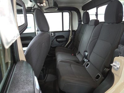 2022 Jeep Gladiator Altitude