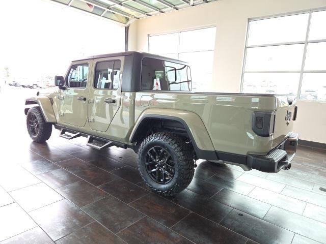 2022 Jeep Gladiator Altitude