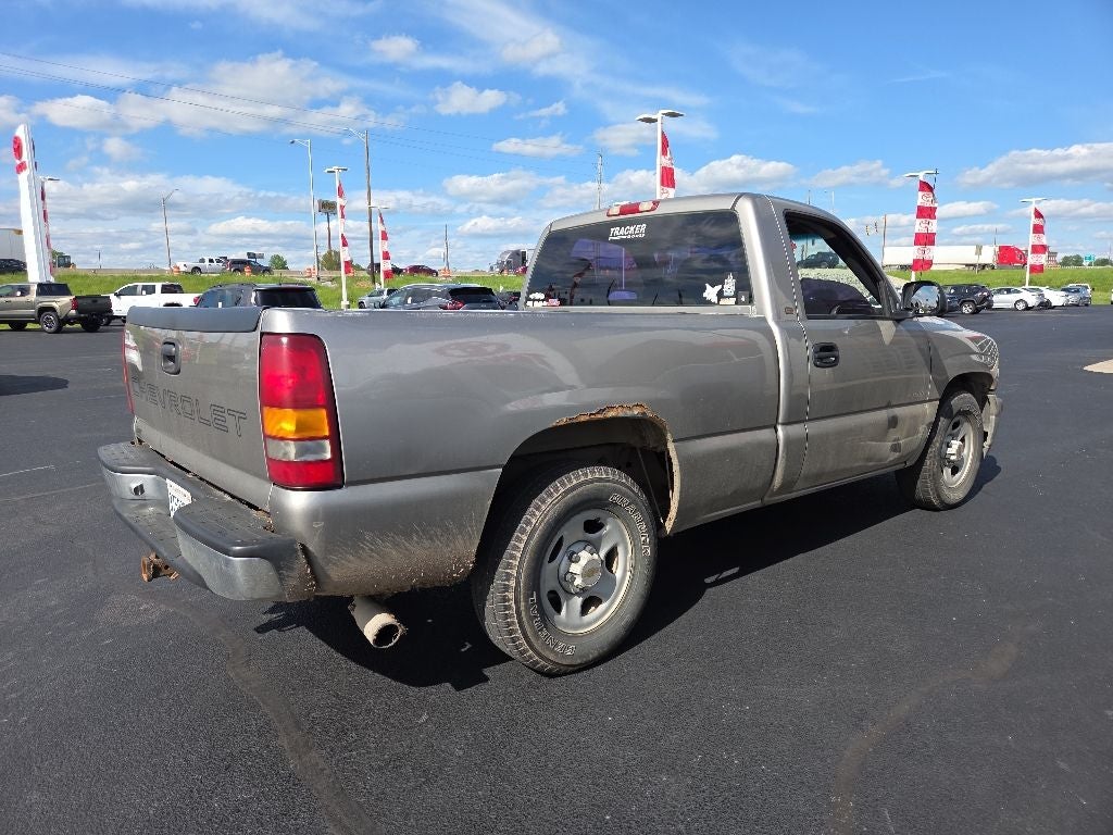 2002 Chevrolet Silverado 1500 Base