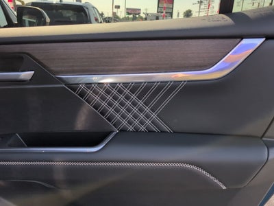 2024 GMC Acadia Denali