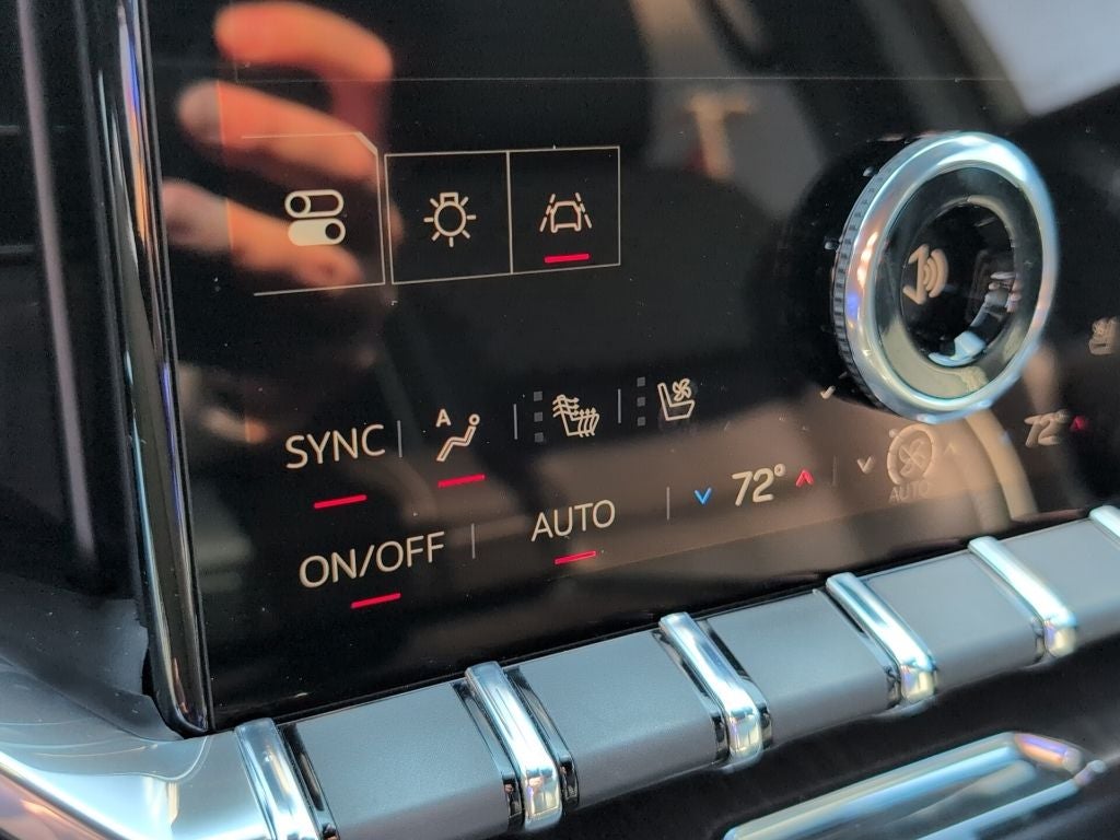 2024 GMC Acadia Denali