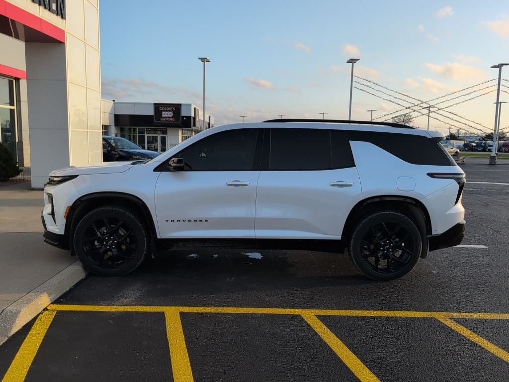 2024 Chevrolet Traverse RS