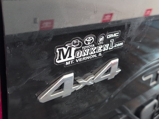 2016 Toyota Tacoma SR