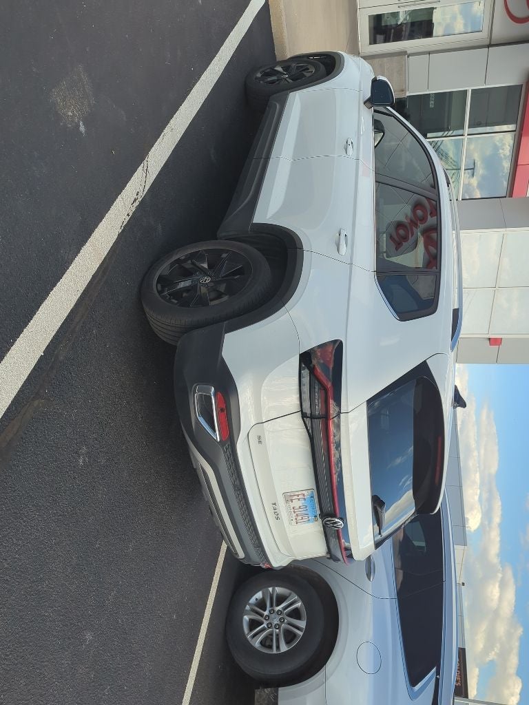 2025 Volkswagen Taos 1.5T SE