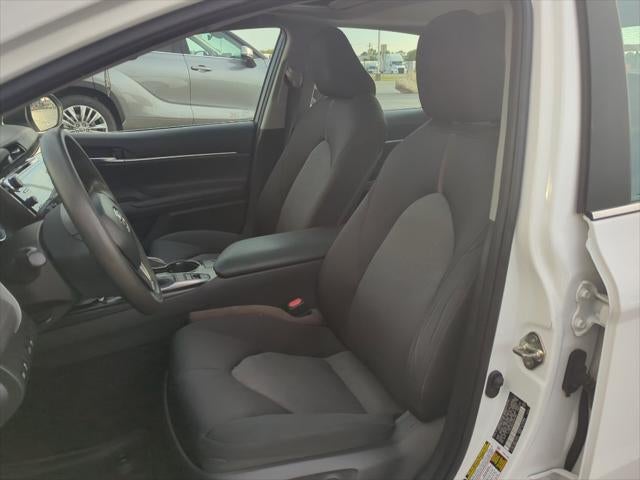 2018 Toyota Camry Hybrid LE