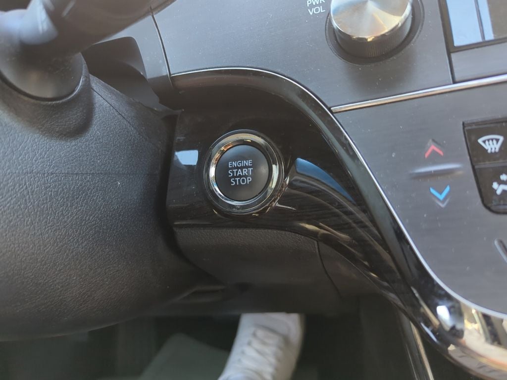 2013 Toyota Avalon Limited
