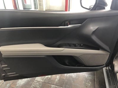 2023 Toyota Camry Hybrid LE