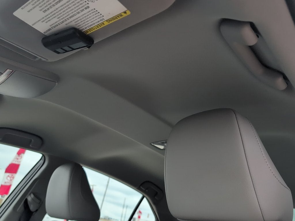 2020 Toyota Camry Hybrid SE