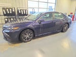 2022 Toyota Camry Hybrid SE