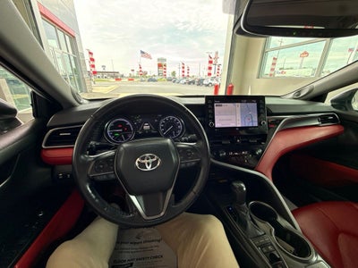 2022 Toyota Camry Hybrid XSE