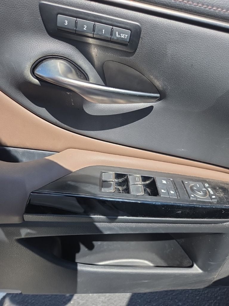 2022 Lexus ES 350