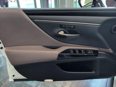 2022 Lexus ES 350