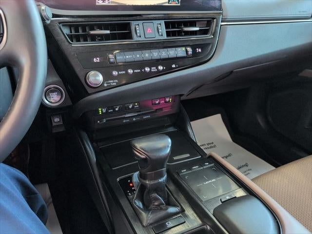2022 Lexus ES 350