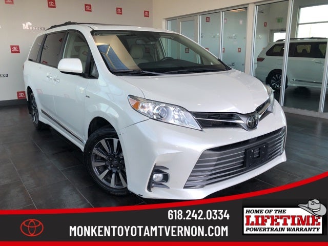 2019 Toyota Sienna XLE