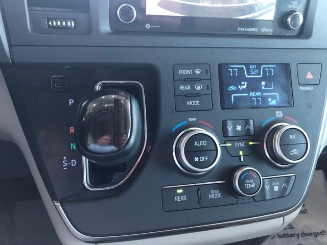 2019 Toyota Sienna XLE