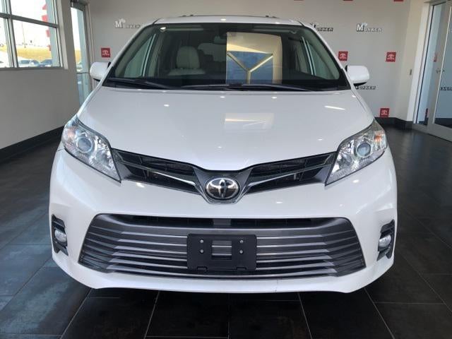 2019 Toyota Sienna XLE