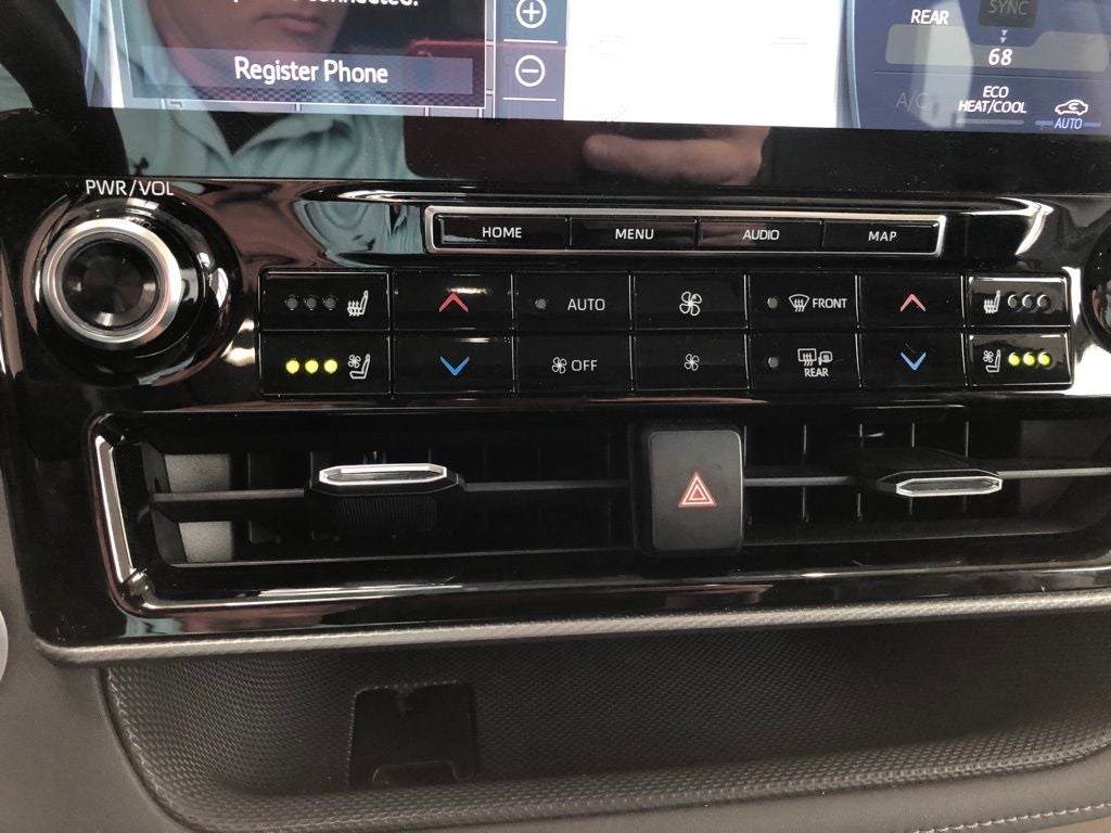 2021 Toyota Highlander Hybrid Platinum