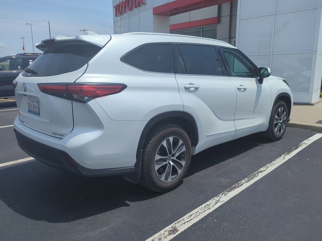 2022 Toyota Highlander XLE