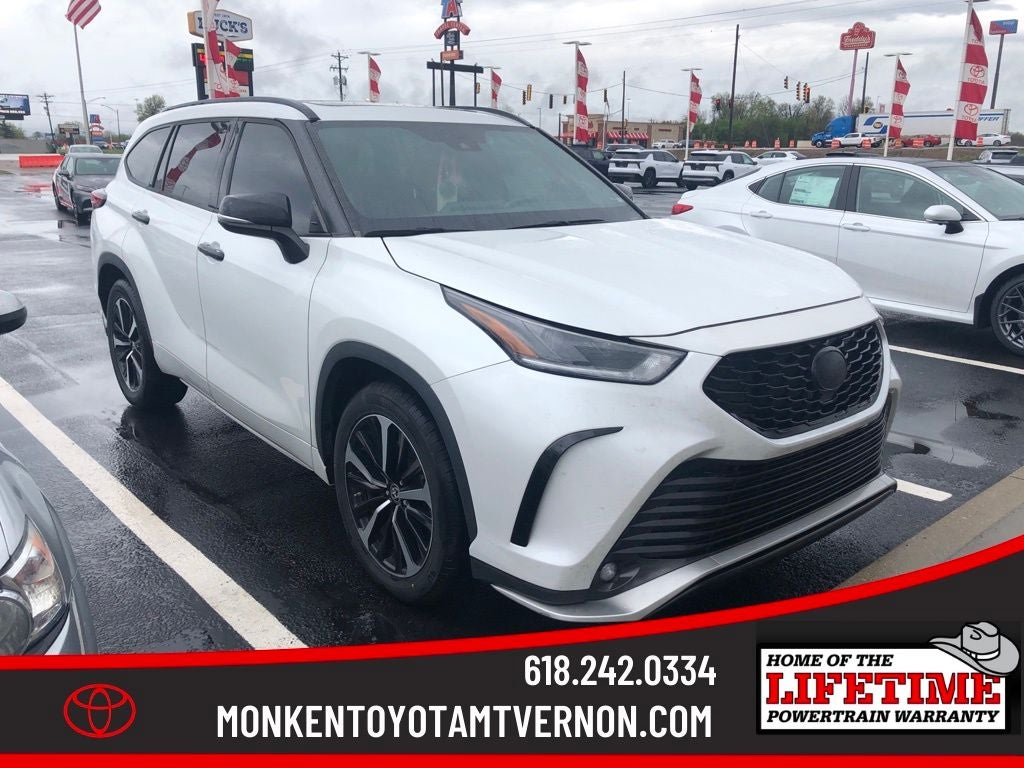 2022 Toyota Highlander XSE