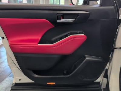 2022 Toyota Highlander XSE