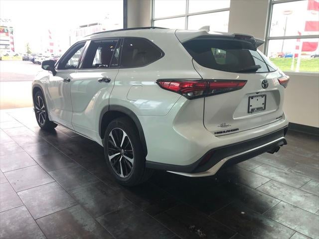 2022 Toyota Highlander XSE