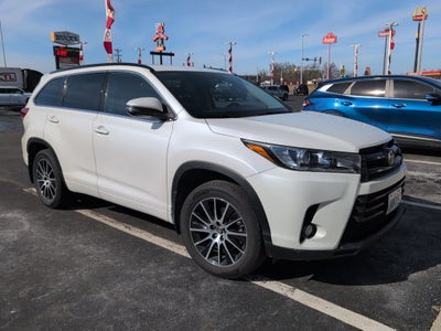 2018 Toyota Highlander SE